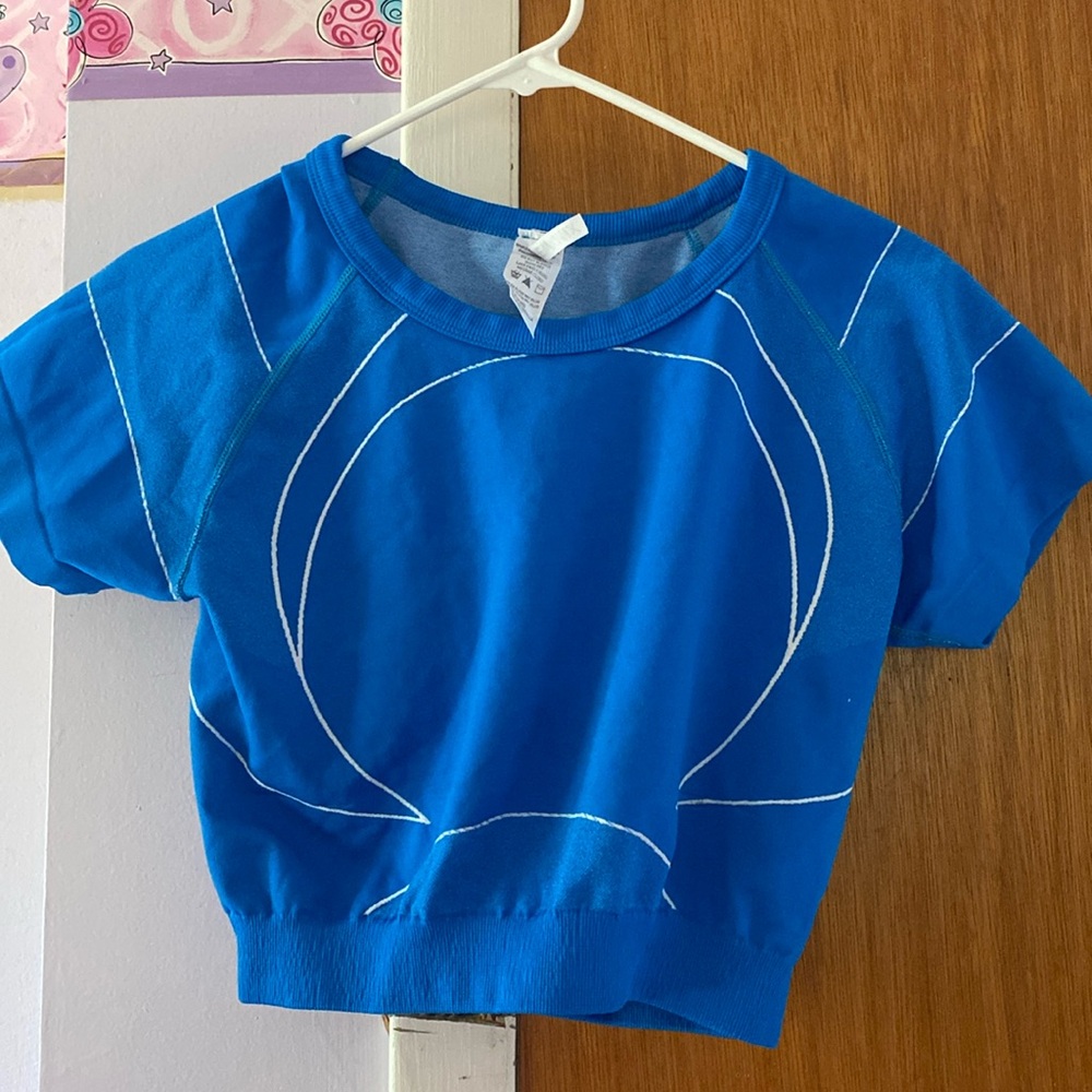 Blue plus size gym top